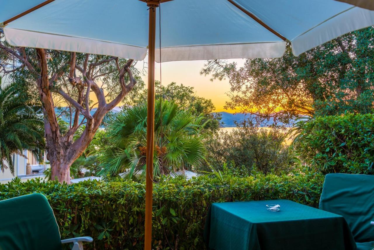 Hotel Villa Ottone Portoferraio Εξωτερικό φωτογραφία