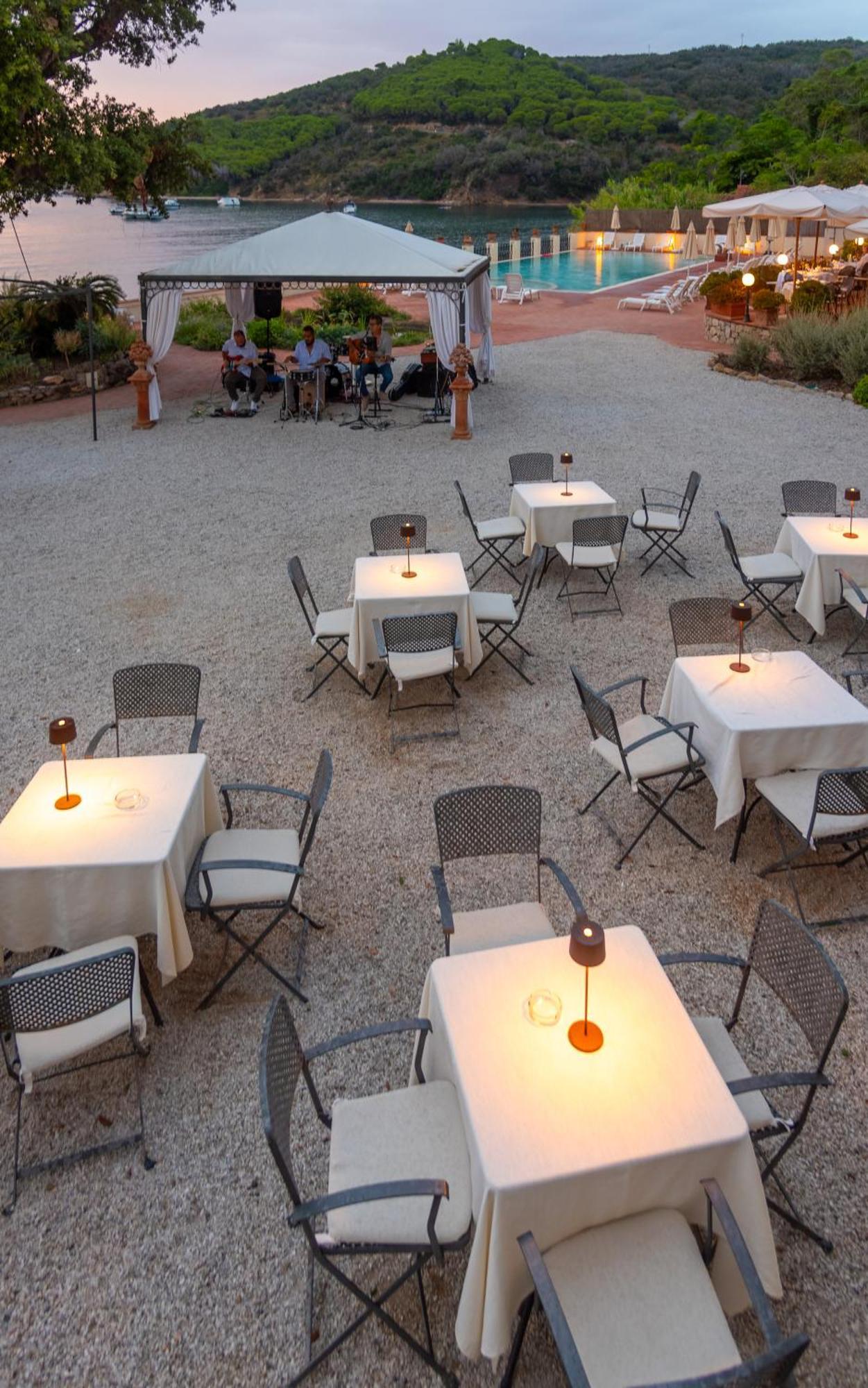 Hotel Villa Ottone Portoferraio Εξωτερικό φωτογραφία