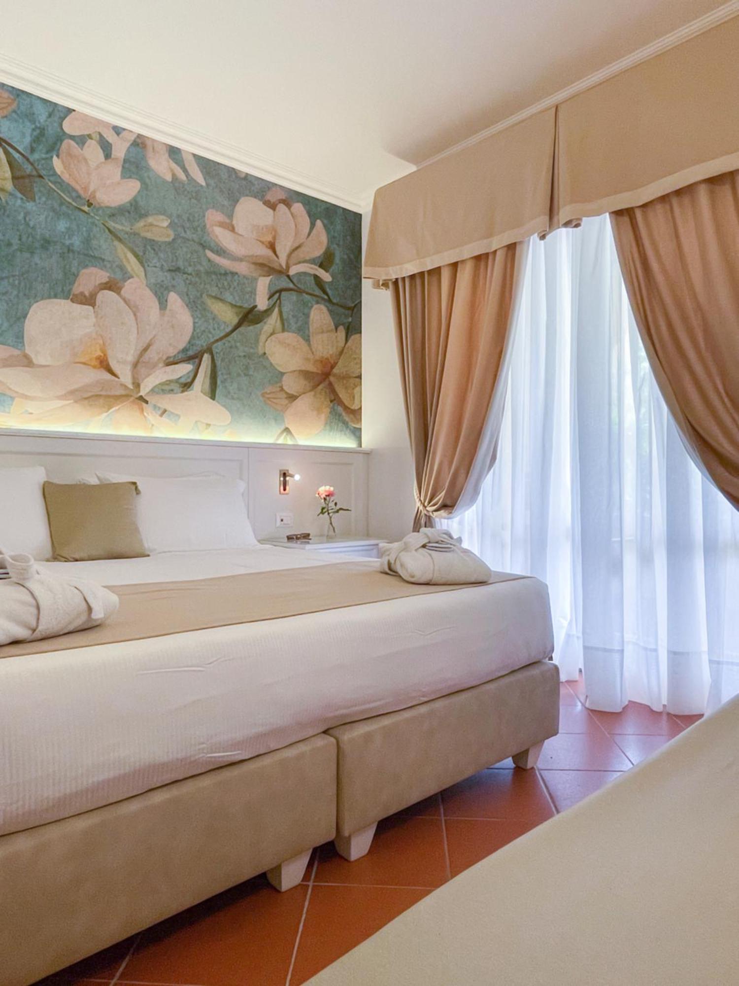 Hotel Villa Ottone Portoferraio Εξωτερικό φωτογραφία