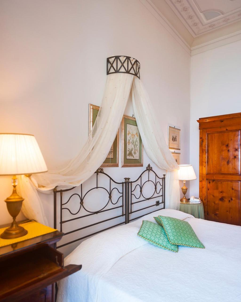 Hotel Villa Ottone Portoferraio Εξωτερικό φωτογραφία